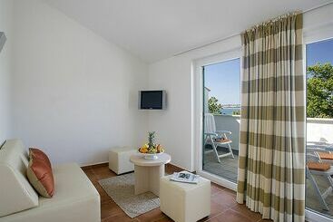 호텔 Valamar Club Tamaris