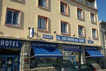 هتل Hôtel Les Gens De Mer Brest By Poppins