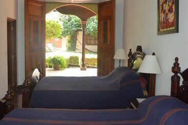هتل Casa La Merced