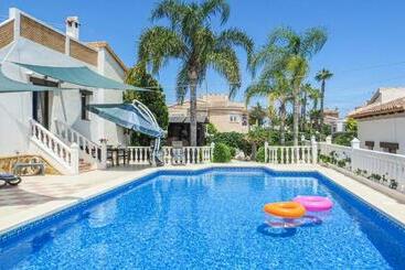 Nice Home In Rojales With House Sea View - Rojales