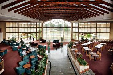 בית מלון כפרי Abbey Beach Resort