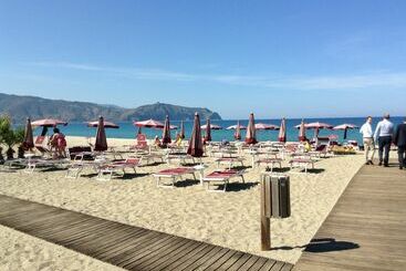 هتل Club Valtur Portorosa