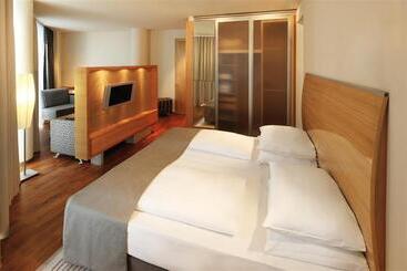 ホテル Four Points By Sheraton Panoramahaus Dornbirn