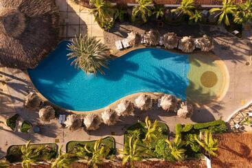 هتل Sunsol Isla Caribe