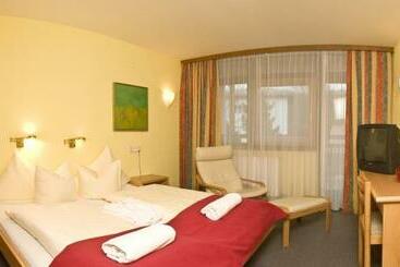 Alpine Well & Fit Hotel Eagles Astoria
