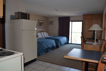 בית מלון כפרי Canadas Best Value Inn & Suites Castlegar
