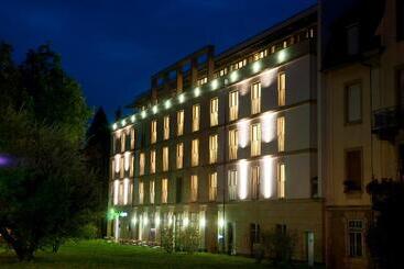 هتل Holiday Inn Express Baden Baden, An Ihg