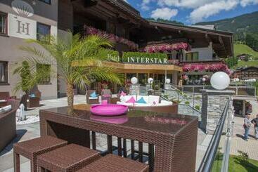 هتل Interstar