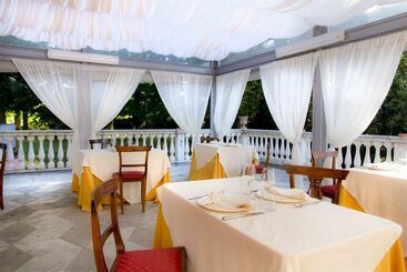 Отель Logge Del Perugino, Sure  Collection By Best Western