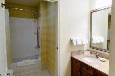 هتل آپارتمان Residence Inn By Marriott Corona Riverside