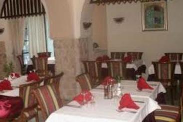 Hotel Le Phenix
