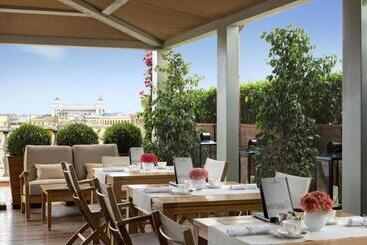 Hotel Portrait Roma  Lungarno Collection