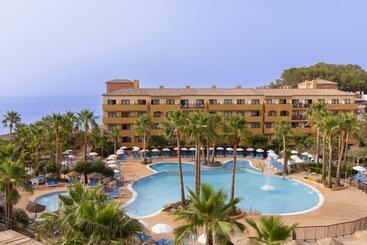 Best Alcázar Hotel y Apartamentos