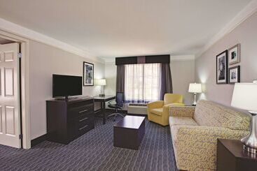 בית מלון כפרי La Quinta By Wyndham Santa Clarita   Valencia