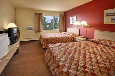 فندق Ramada By Wyndham Anchorage