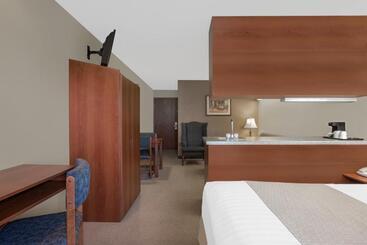 Microtel Inn & Suites By Wyndham Gardendale
