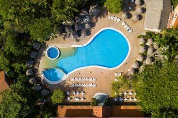 هتل Occidental Tamarindo All Inclusive