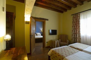 هتل روستایی Ibersol La Casona de Andrea