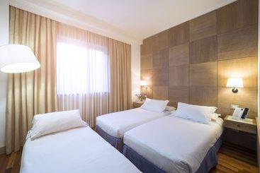 هتل Ih S Firenze Business
