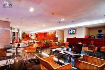 בית מלון כפרי Blue Tree Towers Macaé