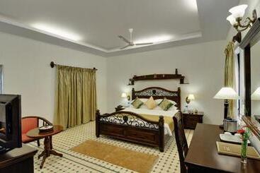 هتل Mercure Goa Devaaya Resort