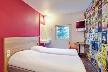 בית מלון כפרי F1 Lyon Genay Massieux