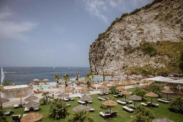 Maya Beach Resort - Adults Only