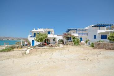 Orkos Blue Coast - Mikri Vigla - Isla Naxos