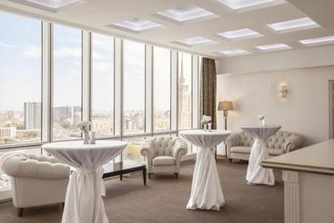 هتل Crowne Plaza Moscow World Trade Centre, An Ihg