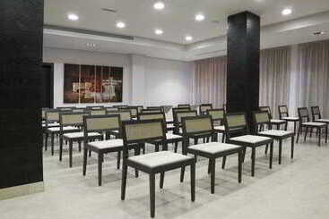 Kn Hotel Arenas Del Mar Adults Only