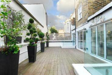 تختخواب و صبحانه Astors Belgravia