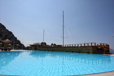 فندق Kalypso Cretan Village Resort & Spa