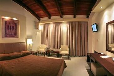 هتل Lemnos Village Resort