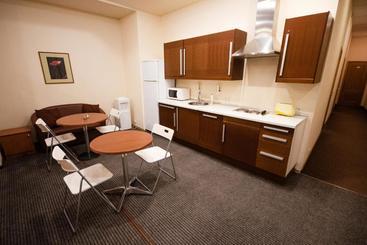 هتل Nevsky 136 Guest House