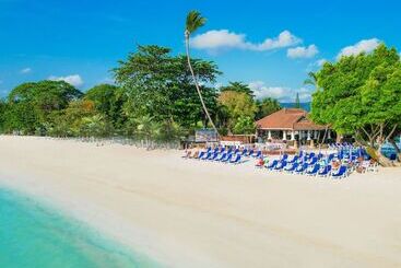 בית מלון כפרי Samui Natien Resort