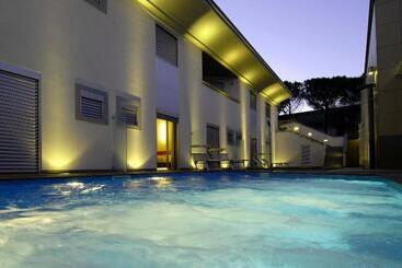 בית מלון כפרי Joivy Together Florence Urban Resort