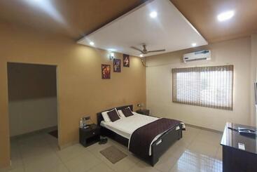 فندق Hmt Comforts