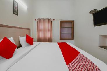 هتل Oyo Flagship 32997  Kaveri Bed & Breakfast