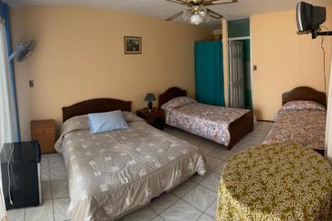 پانسیون Hostal Villarrica