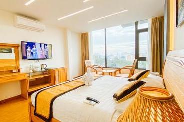Duc Vuong Saigon Hotel   Cao Thang