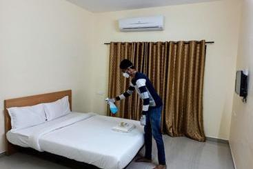 هتل Relax Inn