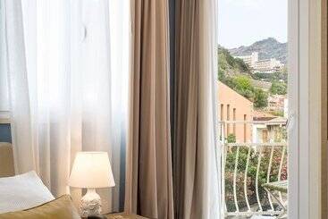 ホテル Rivage Taormina