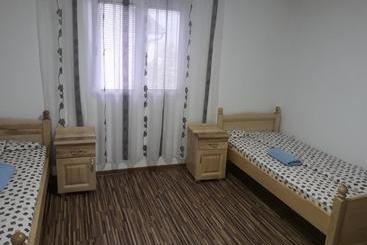 پانسیون Vučeljić Rooms