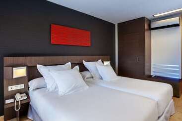 هتل Granada By Pierre & Vacances