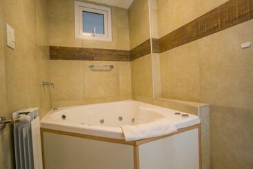 هتل Ayres Del Nahuel