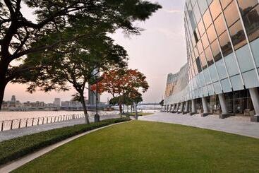 Hotel Intercontinental Dubai Festival City, An Ihg