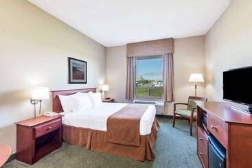 فندق Super 8 By Wyndham Windsor Ns
