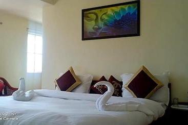 هتل Chalet Orchid Eco Retreat