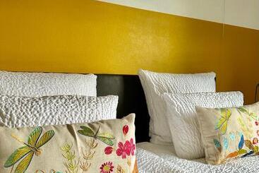 فندق Guesthouse De Wissen