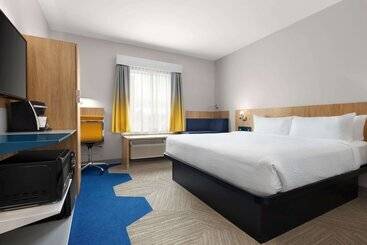 Microtel Inn Suites By Wyndham Lac Megantic